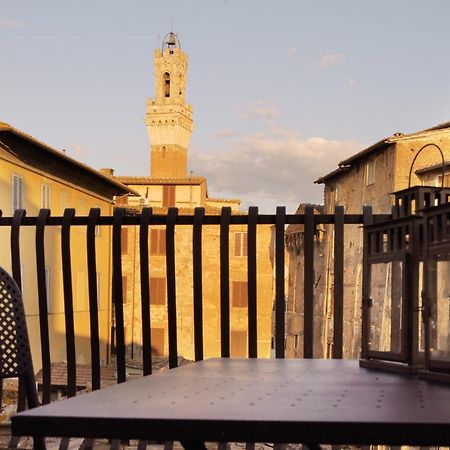 La Costarella - Central With Cozy Terrace Siena Luaran gambar