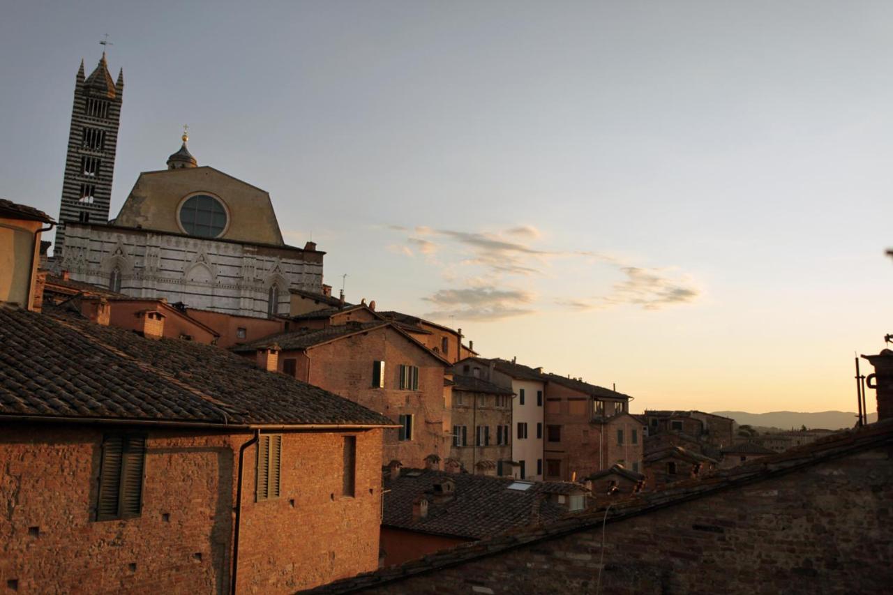 La Costarella - Central With Cozy Terrace Siena Luaran gambar